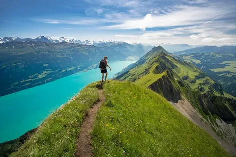 Best Hiking Trails in the Swiss Alps